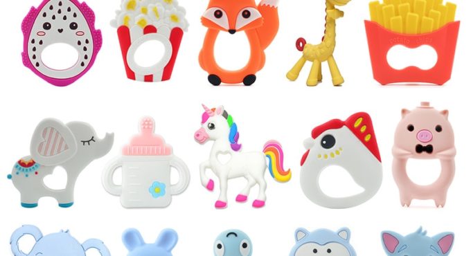 LOFCA 1PC Baby Teethers Cartoon Animal Baby Teething Toy Penguin Silicone Teether Unicorn Pendant Raccoon Necklace Accessories