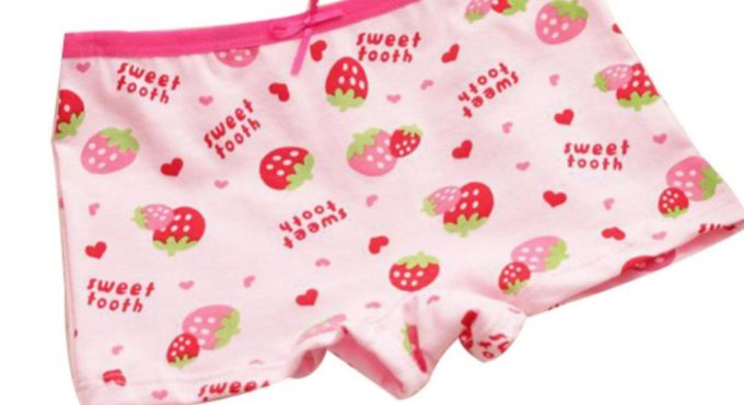 Hot Sale 50% Colorful Strawberry Shorts Elastic Bowknot Sweet Tooth Underwear Girl Boxers briefs Random color for girls